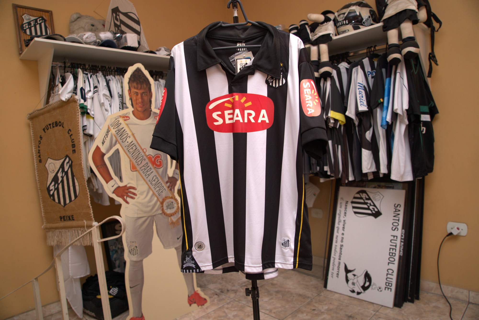 Camisa Santos FC Away Listrada Preta/Branca — Patrocínio Seara